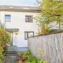 Hauptbild Charmantes und großzügiges Reihenmittelhaus in Toplage zu verkaufen. Ihr neues Zuhause wartet!